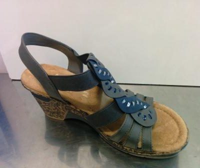 סנדלי קיץ לנשים מדגם 60668