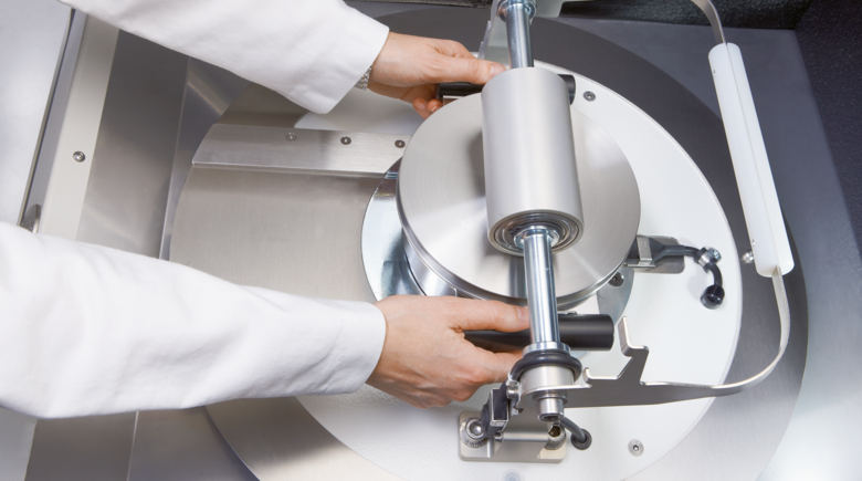 csm_P-9-grinding-set-fixing